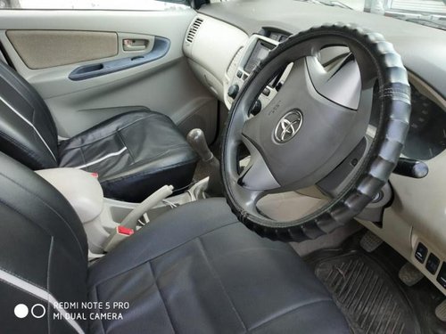 2012 Toyota Innova 2004-2011 MT for sale at low price in Lucknow