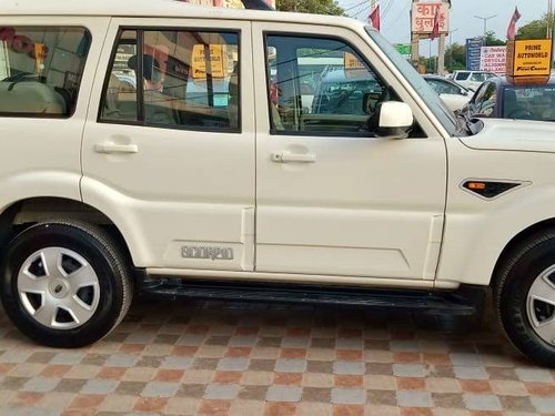2016 Mahindra Scorpio S6 Plus Diesel MT for sale in Faridabad