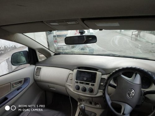 2012 Toyota Innova 2004-2011 MT for sale at low price in Lucknow