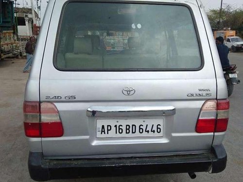 Toyota Qualis GS C8, 2003, Diesel MT for sale in Hyderabad