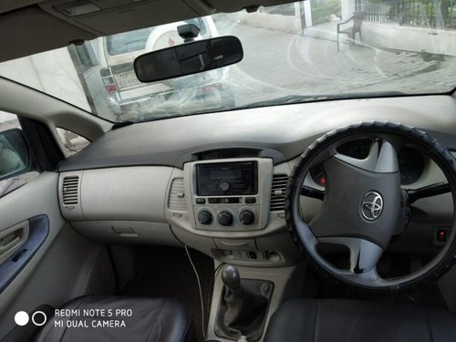 2012 Toyota Innova 2004-2011 MT for sale at low price in Lucknow