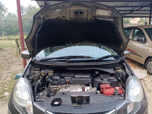 Used 2013 Honda Amaze MT car at low price in Kolkata