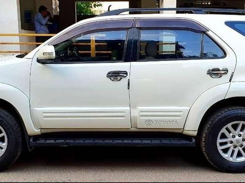 Toyota Fortuner 3.0 4x2 Automatic, 2014, Diesel AT for sale in Chennai