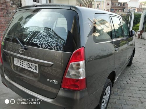 2012 Toyota Innova 2004-2011 MT for sale at low price in Lucknow