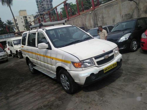 Chevrolet Tavera Neo 3 LS- 10 STR BS-III, 2012, Diesel MT in Mumbai
