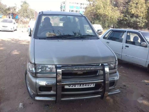 Used 2011 Chevrolet Tavera Neo MT for sale in Anand