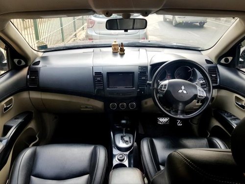 Mitsubishi Outlander 2.4 2011 AT for sale in New Delhi