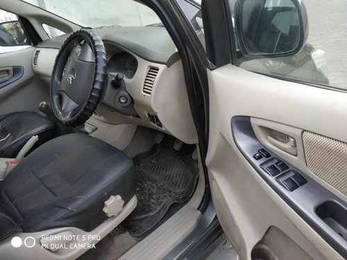 2012 Toyota Innova 2004-2011 MT for sale at low price in Lucknow