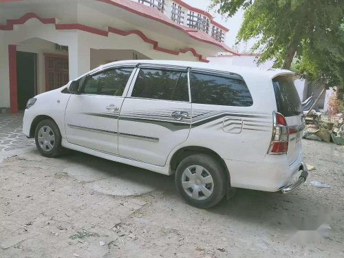 Used Toyota Innova 2006 MT for sale in Lucknow 