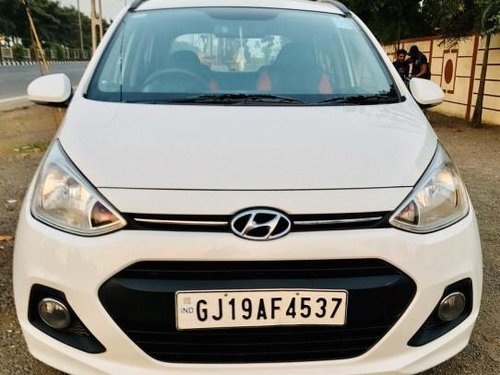 Used 2016 Hyundai i10 Sportz MT for sale in Surat