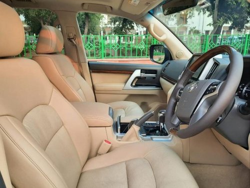 Used Toyota Land Cruiser VX Premium AT 2017 in New Delhi