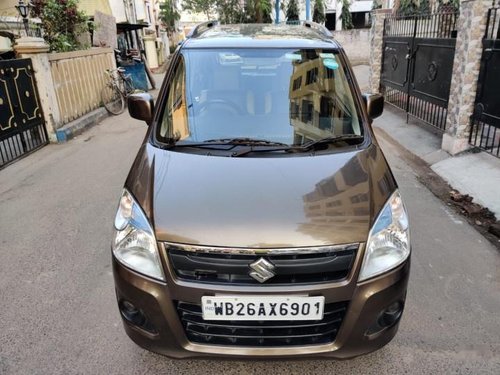 2017 Maruti Suzuki Wagon R VXI MT for sale in Kolkata