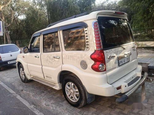 2014 Mahindra Scorpio VLX MT for sale at low price in Ghaziabad