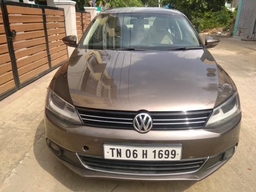 Volkswagen Jetta 2013-2015 2.0L TDI Highline AT for sale in Chennai