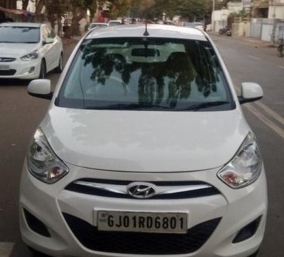Hyundai i10 Magna 1.1 2013 MT for sale in Ahmedabad