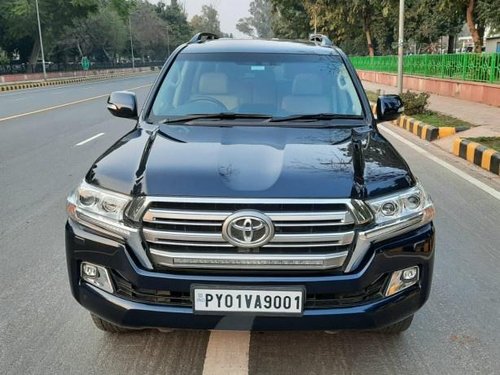 Used Toyota Land Cruiser VX Premium AT 2017 in New Delhi