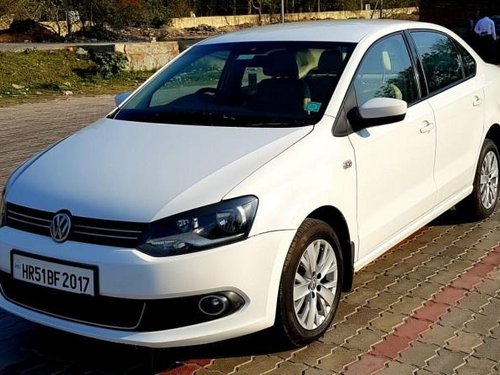 Volkswagen Vento Petrol Highline MT 2015 in New Delhi