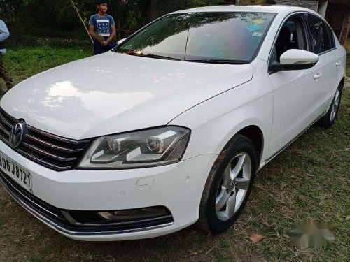 Used Volkswagen Passat 2012 AT for sale in Kolkata 