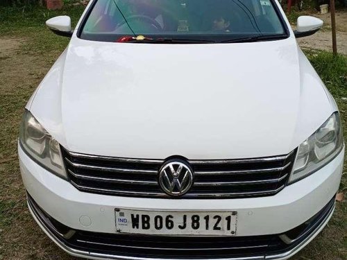 Used Volkswagen Passat 2012 AT for sale in Kolkata 