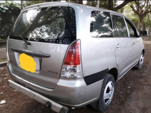 Used Toyota Innova 2.5 E 7 STR, 2007, Diesel MT for sale in Lucknow 