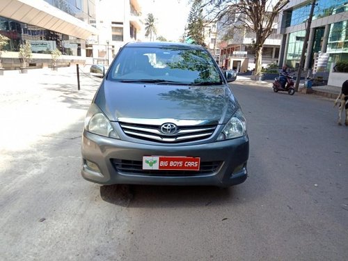 Used 2010 Toyota Innova 2.5 VX 8 STR BSIV MT car at low price in Bangalore