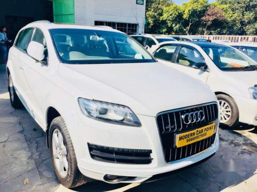 Used 2013 Audi Q7 AT for sale in Chandigarh 