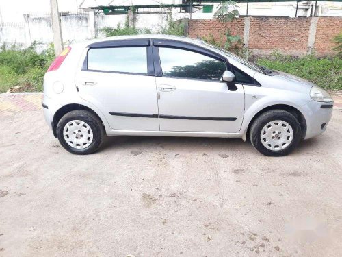 Used Fiat Punto Active 1.2, 2010, Diesel MT for sale in Chandrapur 