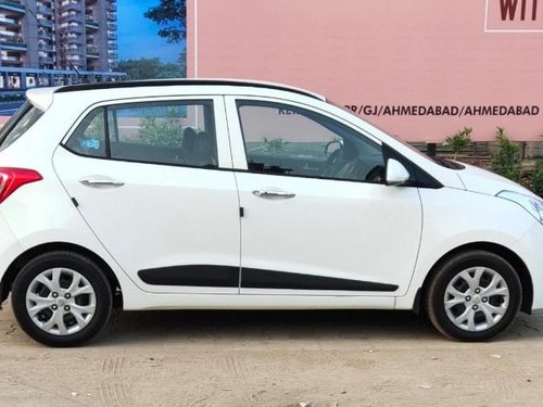 2014 Hyundai i10 Sportz 1.2 AT for sale at low price in Ahmedabad