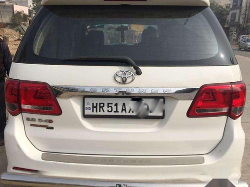 Used 2013 Toyota Fortuner MT for sale in New Delhi 