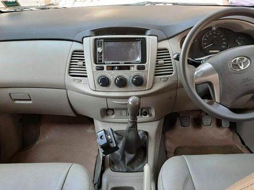 Used 2014 Toyota Innova MT car at low price in New Delhi