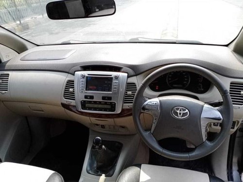 2012 Toyota Innova MT 2004-2011 for sale in Mumbai