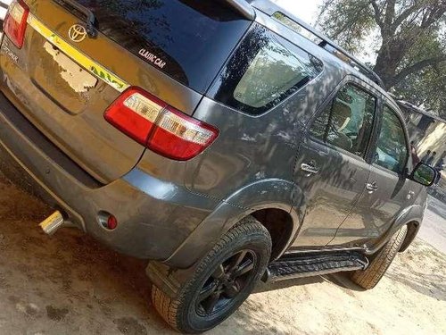 Used Toyota Fortuner 3.0 4x4, 2011, Diesel AT for sale in Meerut 