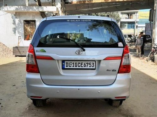 Used 2014 Toyota Innova MT car at low price in New Delhi