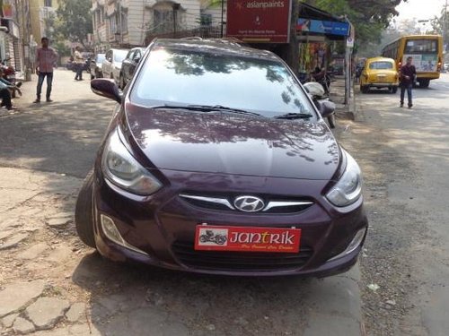 2013 Hyundai Verna MT for sale at low price in Kolkata