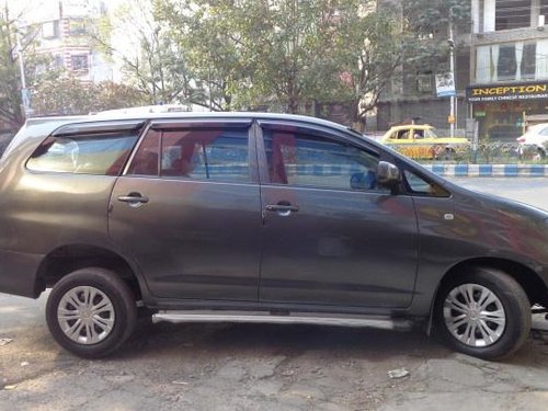 Used Toyota Innova 2.5 GX 8 STR BSIV MT 2012 in Kolkata