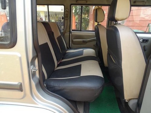 Used 2014 Mahindra Bolero LX BSIV MT car at low price in Kolkata