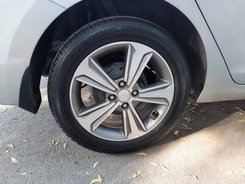 2018 Hyundai Verna 1.6 CRDI SX Option MT in Ahmedabad