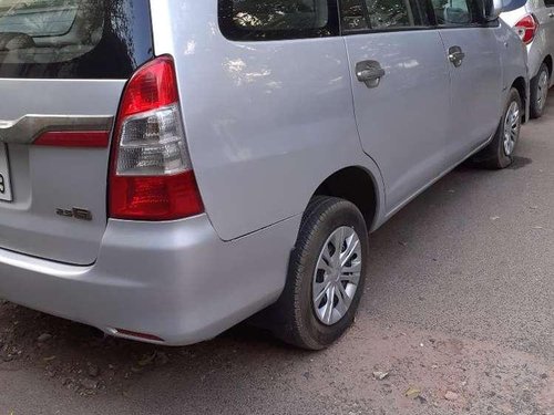 Used Toyota Innova 2.0 VX 7 STR BS-IV, 2005, Diesel MT for sale in Chennai 