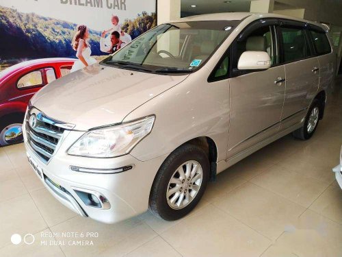 Used 2013 Innova  for sale in Edapal