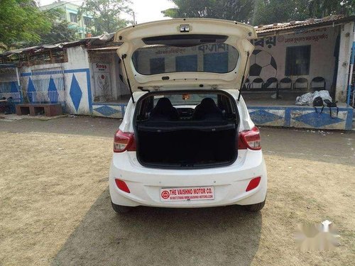 Used Hyundai Grand I10 Sportz 1.2 Kappa VTVT, 2015, Petrol MT for sale in Kolkata 