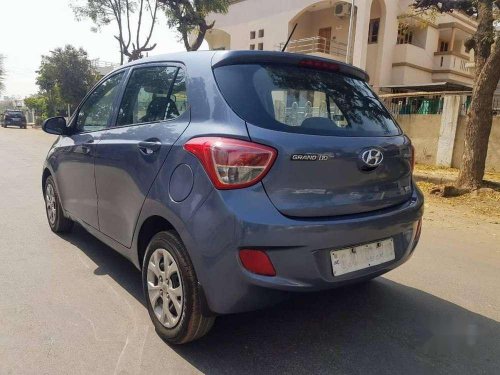 Hyundai Grand I10 Magna CRDi, 2013, Diesel MT for sale in Ahmedabad 