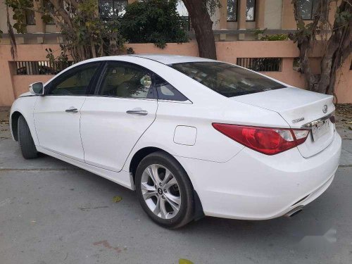 Hyundai Sonata Embera 2015 AT for sale in Vadodara 