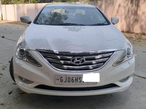 Hyundai Sonata Embera 2015 AT for sale in Vadodara 