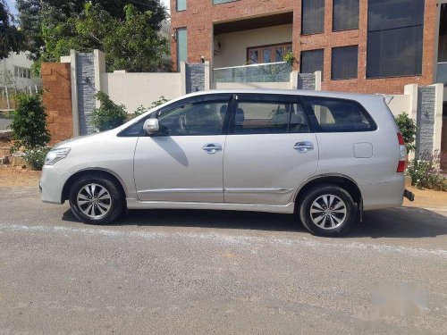 Used 2016 Toyota Innova 2.5 VX 8 STR MT for sale in Nagar