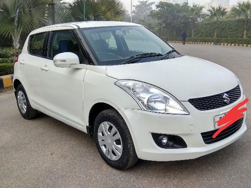 2013 Maruti Swift Petrol MT VXI in New Delhi