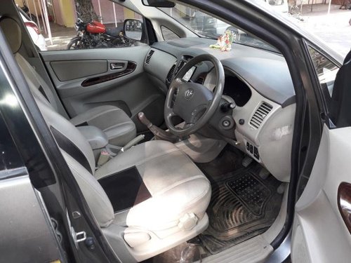 2010 Toyota Innova 2004-2011 MT for sale in Mumbai