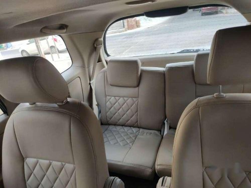 Toyota Innova 2.5 V 7 STR, 2005, Diesel MT for sale in Nagar 