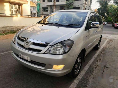 Toyota Innova 2.5 V 7 STR, 2005, Diesel MT for sale in Nagar 