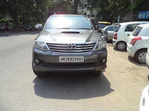 Toyota Fortuner 4x2 Manual 2013 MT for sale in New Delhi