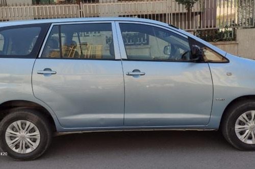 Used 2010 Toyota Innova 2004-2011 MT for sale in Thane